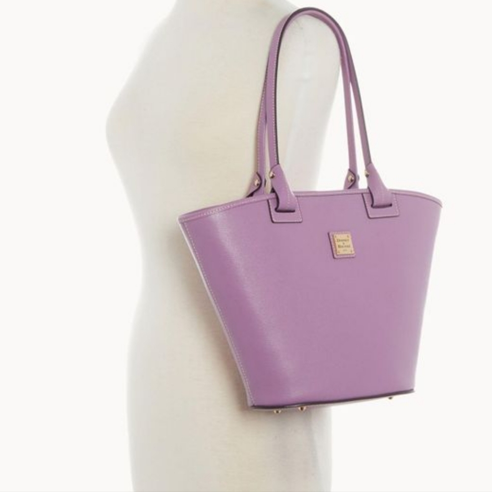 Dooney and Bourke Saffiano Andie Tote - Picture 4 of 4